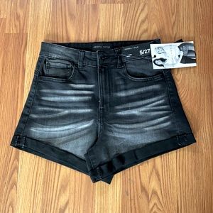 “The Icon Short”